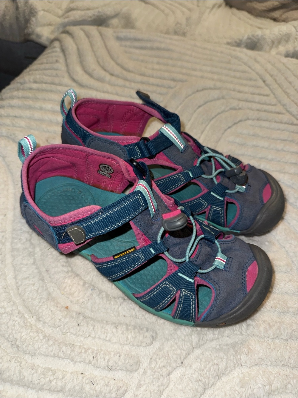 KEEN  Big Girls Waterproof Hiking Sandals Navy/Pink/Teal Size